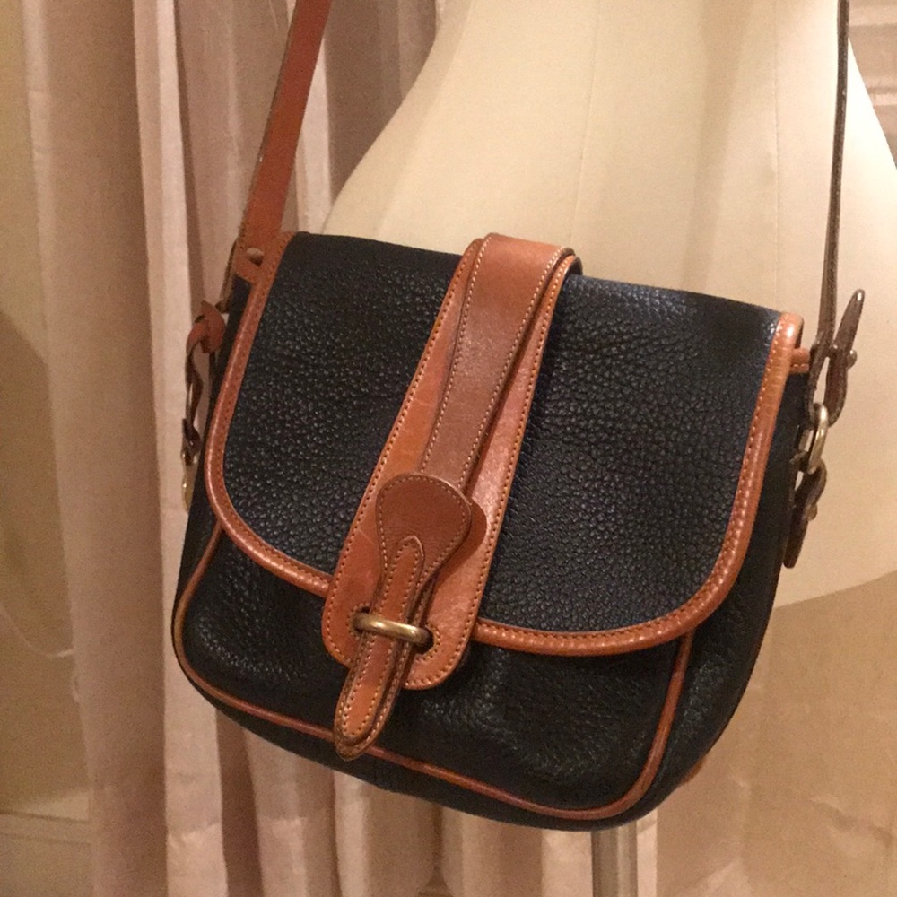 Dooney & Bourke Vintage Bag with Original Papers ✨